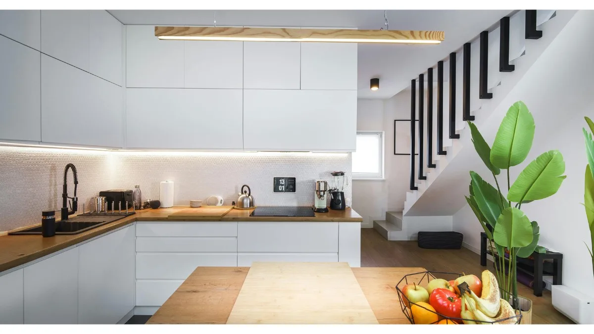 The Future of Smart Homes What to Expect in 2025 (1)