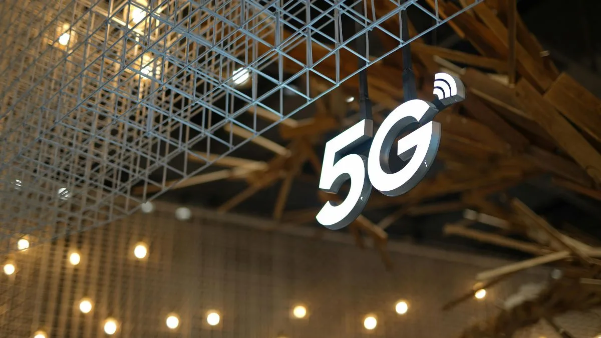 5G vs 6G What’s the Future of Mobile Networks (1)